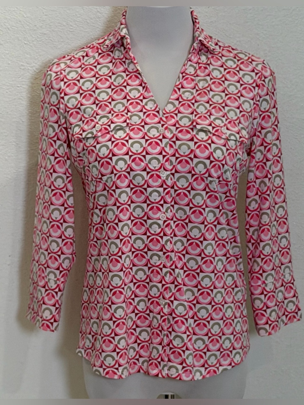 J. McLaughlin Pink Geometric Print Button Front Stretch Shirt Top XS Blouse
